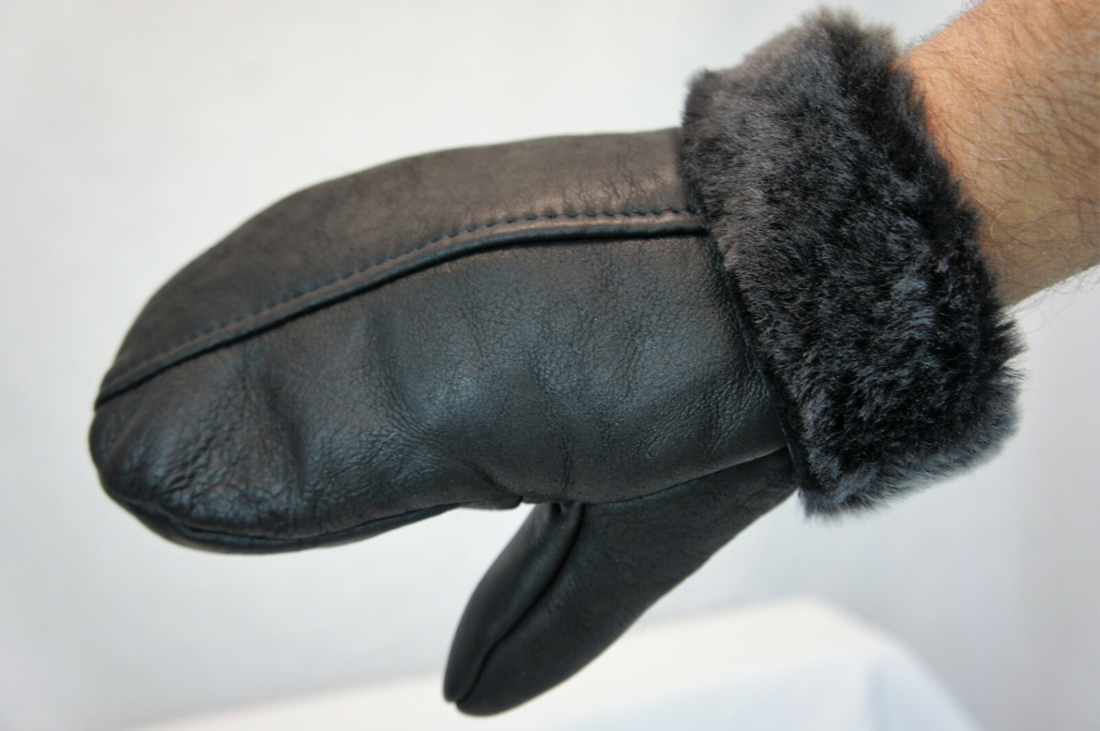 REAL GENUINE SHEEPSKIN SHEARLING LEATHER MITTENS UNISEX BLACK / GRAY ASH S-2XL