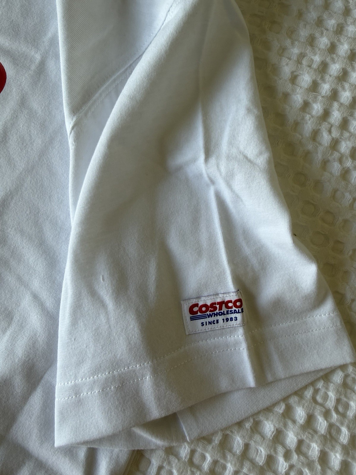 Costco Kirkland Signature Unisex Logo Crewneck Tee, White, Men’s L Women’s XL