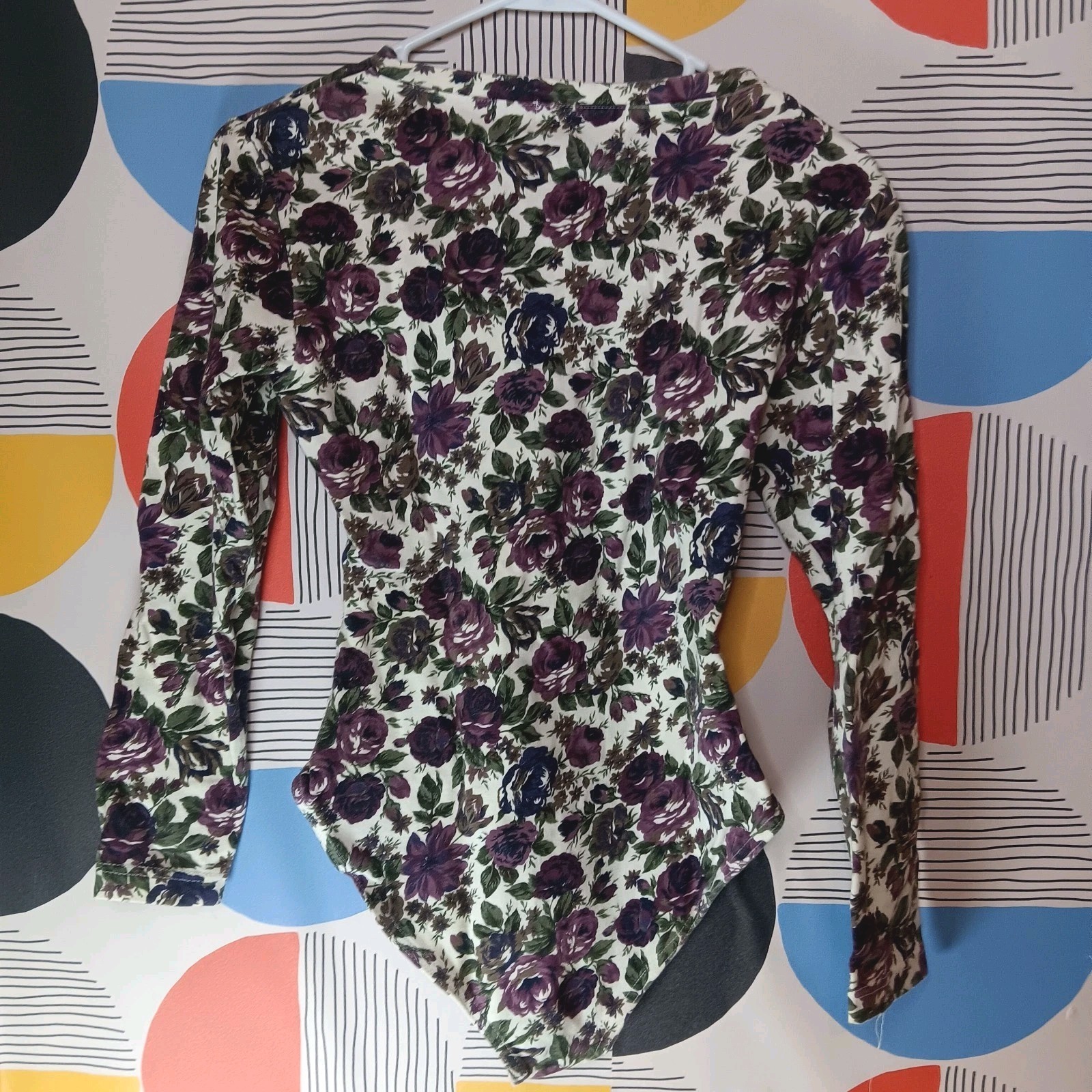 Vintage 90s Floral V Neck Long Sleeve Ribbon Lace Up Snap Bodysuit Classic Sz M