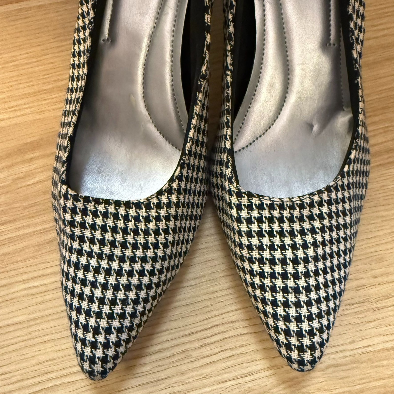 Comfort Plus Heels Size 8W Black White Houndstooth Pointed Toe Pumps Retro