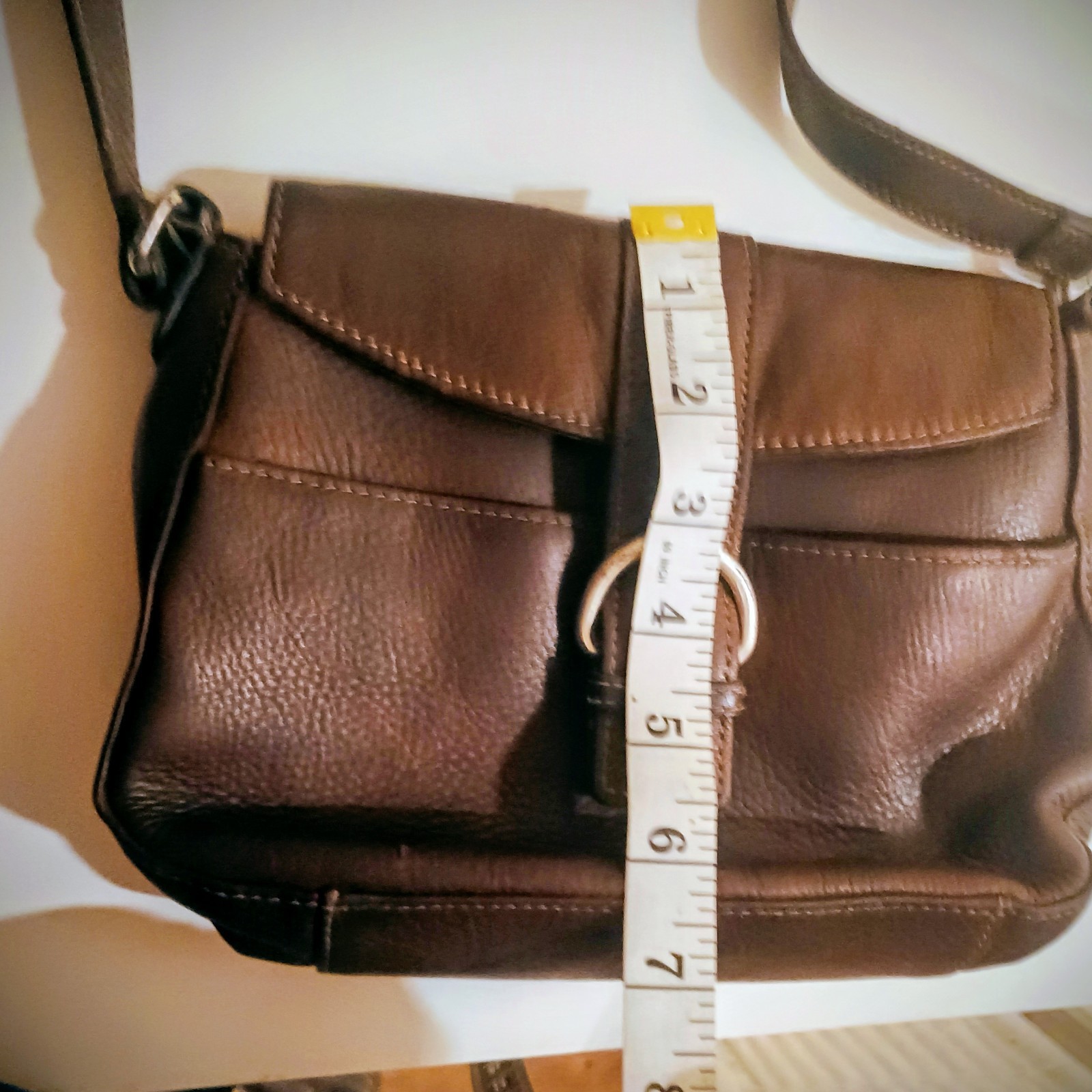 Fossil Brown Pebbled Leather Shoulder Bag Buckle Accent Magnetic Closure Pockets