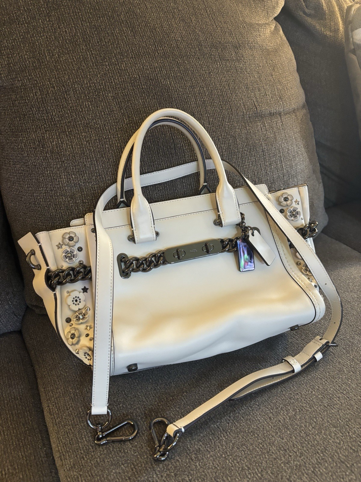 Coach swagger 27 Satchel Off White Leather With Willow Floral Detail