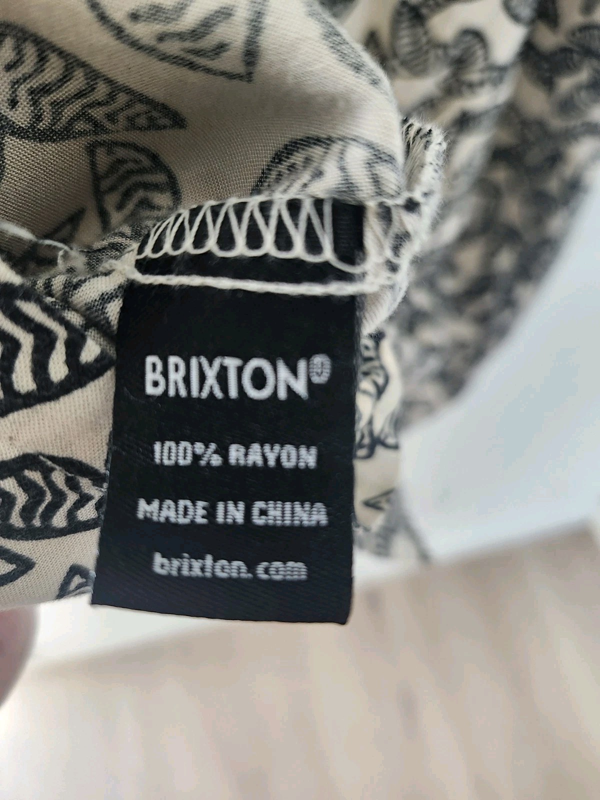 Brixton Mens 100% Rayon Button Down Shirt Size XL