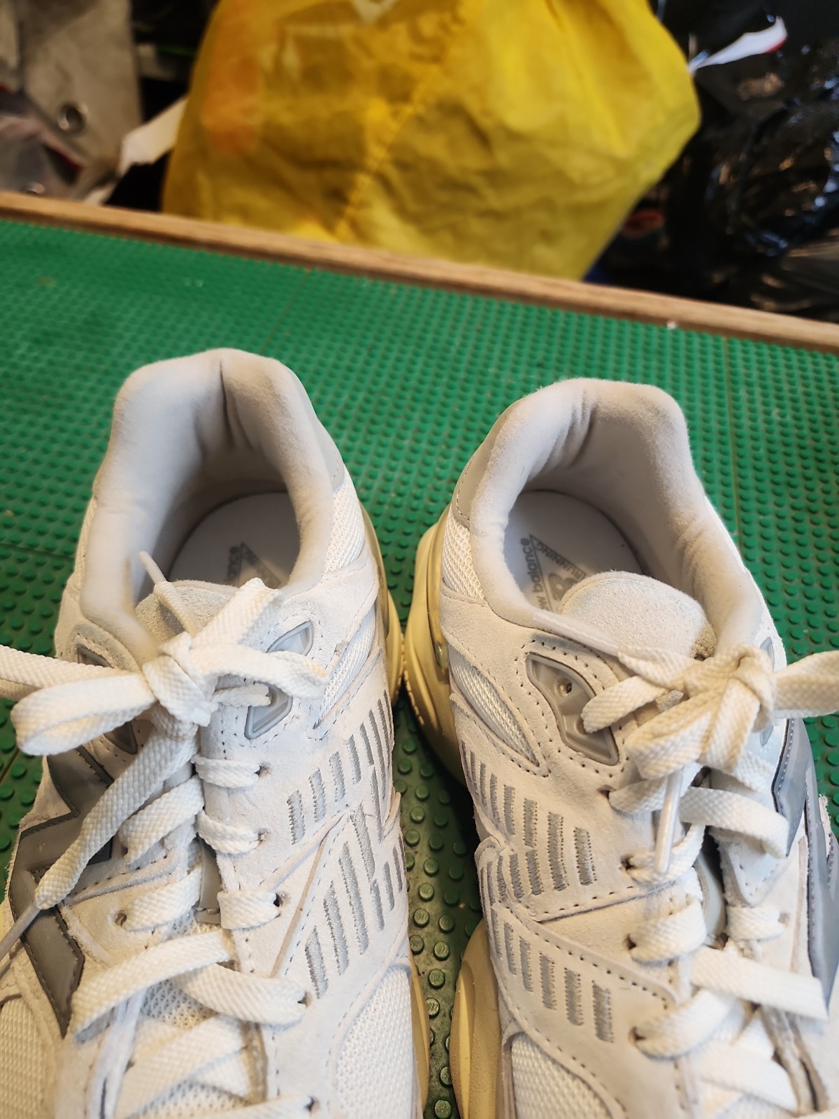 New Balance 9060 ‘Grey/Concrete’ | Men Sizes10 U9060JCG