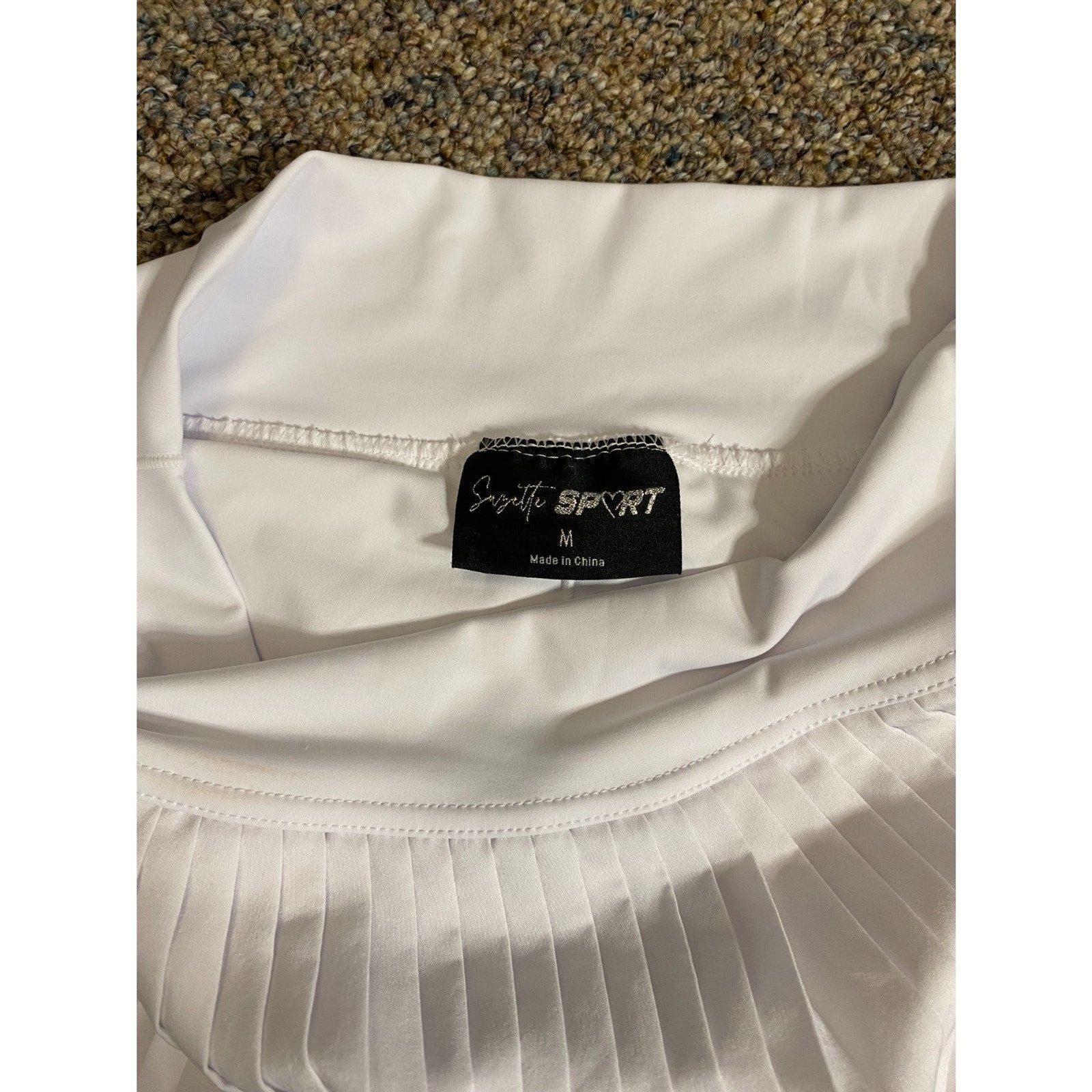 Womans White Medium Pleated Skort With Pockets