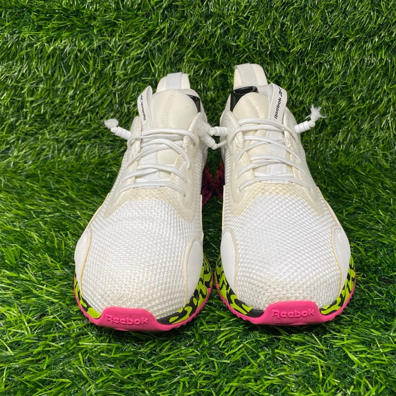 Reebok Zig Dynamica Sneaker Women’s 9 White Proud Pink Acid Yellow 1785
