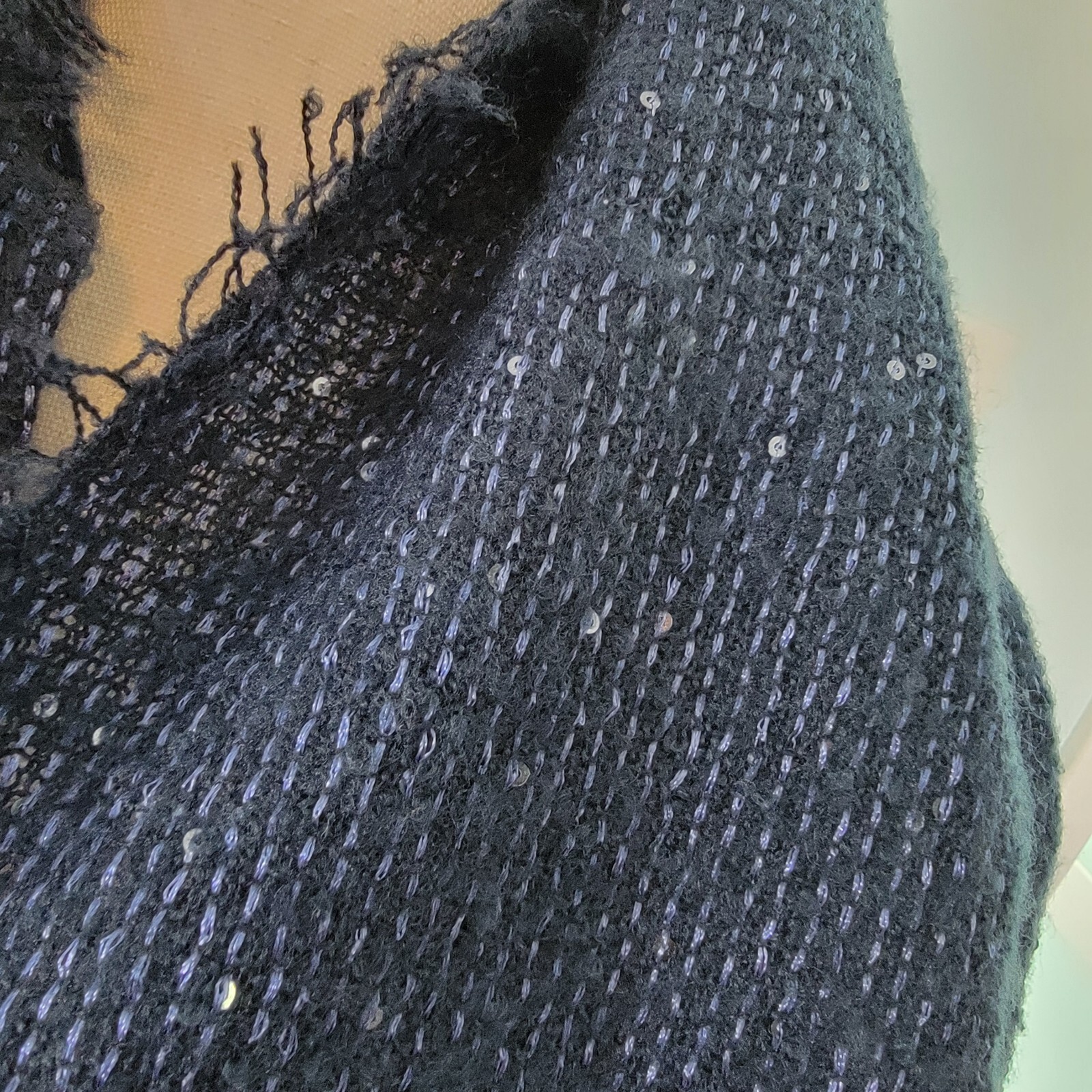 NWT Blue Sequin Scarf Shawl Wrap 46 In Square Bling Sparkle New
