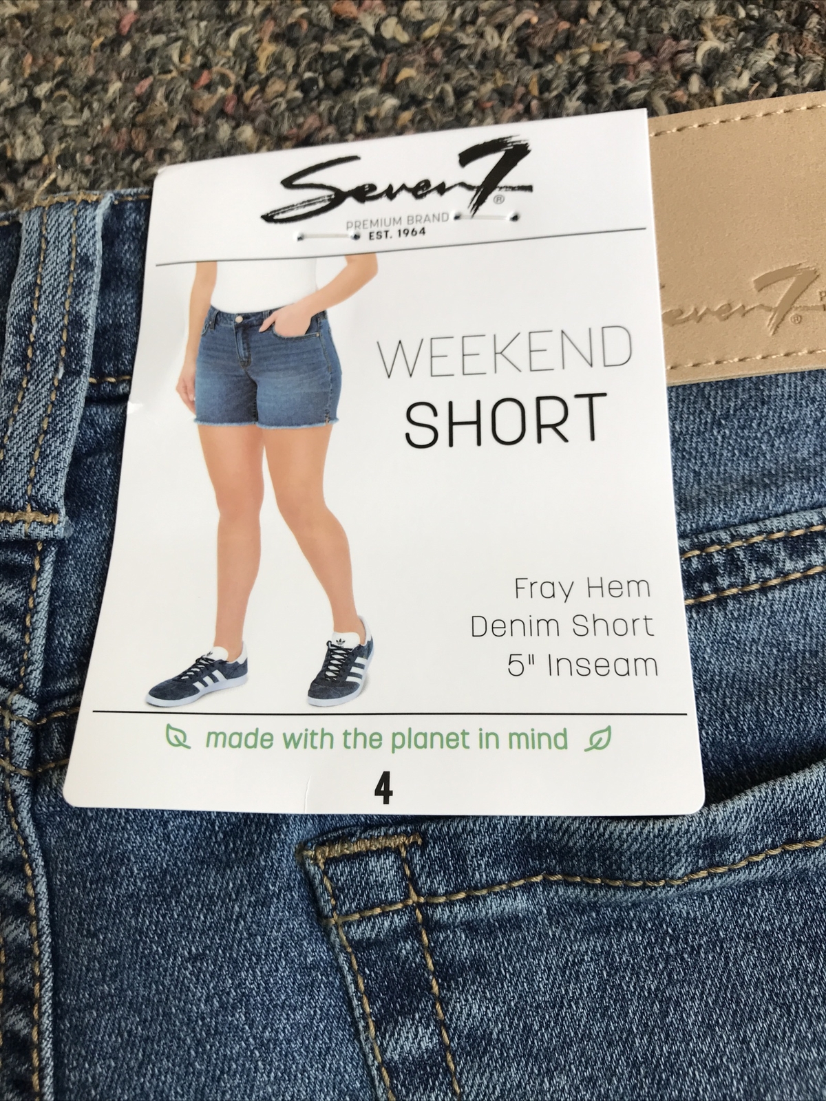 Seven7 Women’s 5″ Fray Hem Denim Weekend Short