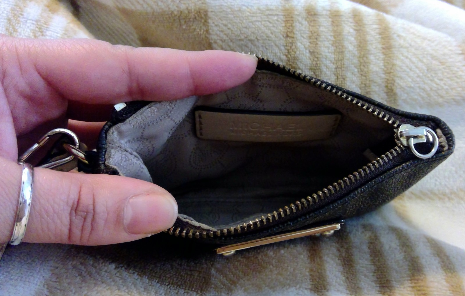 Michael Kors Logo Zip Wristlet Wallet Brown Credit Card Slots Inner Pockets