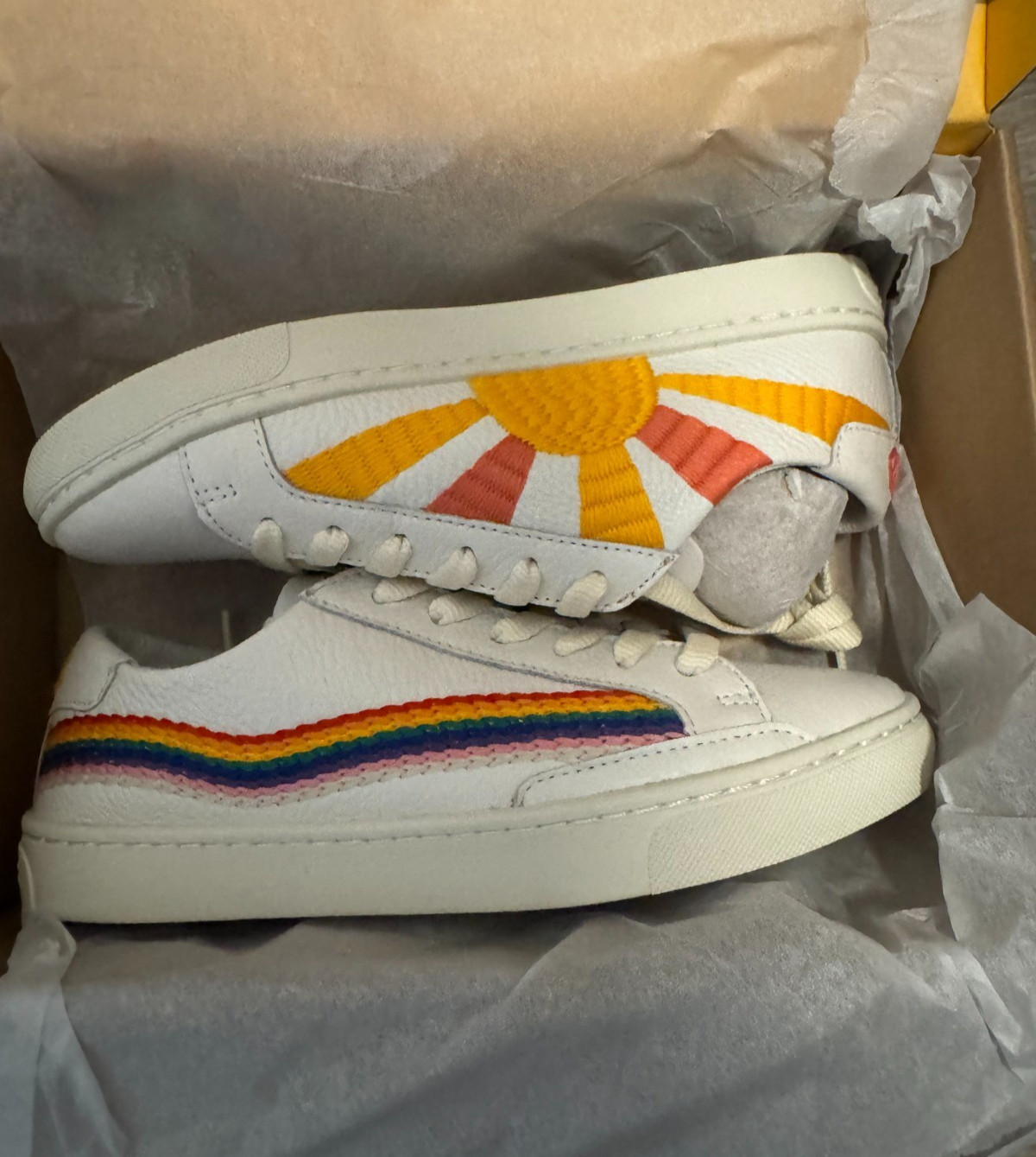 Soludos The Ibiza Classic Sneaker Oasis White/Rainbow Wave-CHOOSE SIZE-BRAND NEW