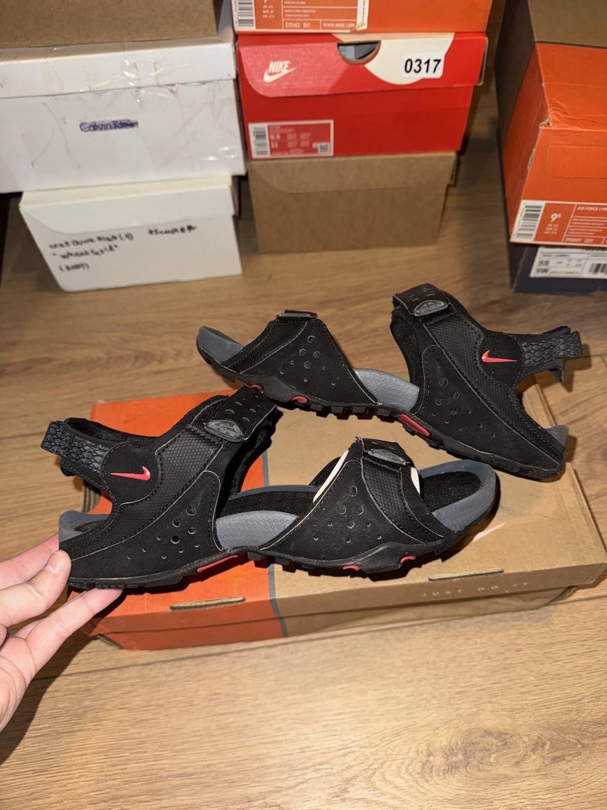 RARE Nike ACG Straprunner V Sport Sandals Black Grey Cayenne (2001) 8M/9.5W NEW