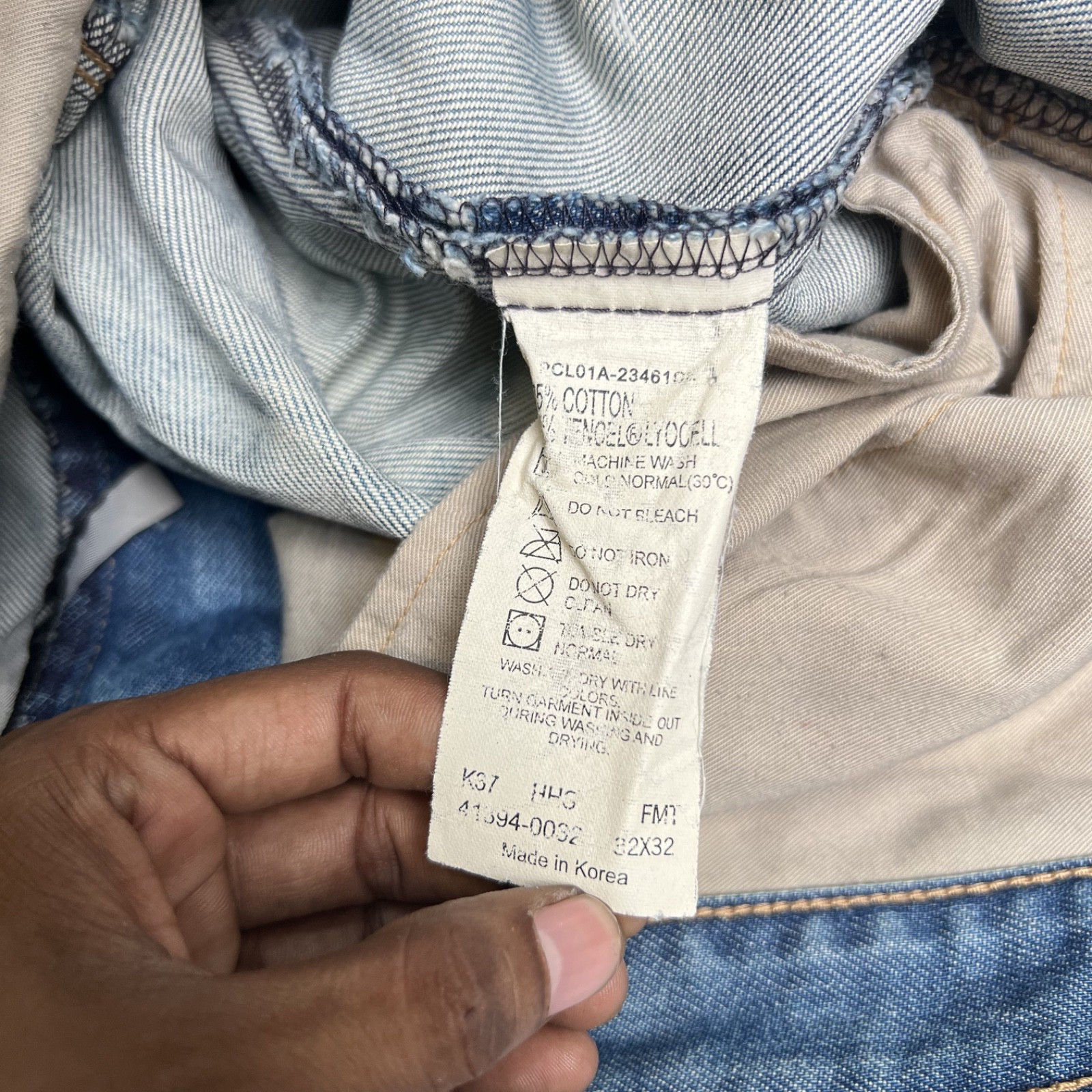 Vintage Levi’s Engineered Twisted Denim Jeans fits 34×32