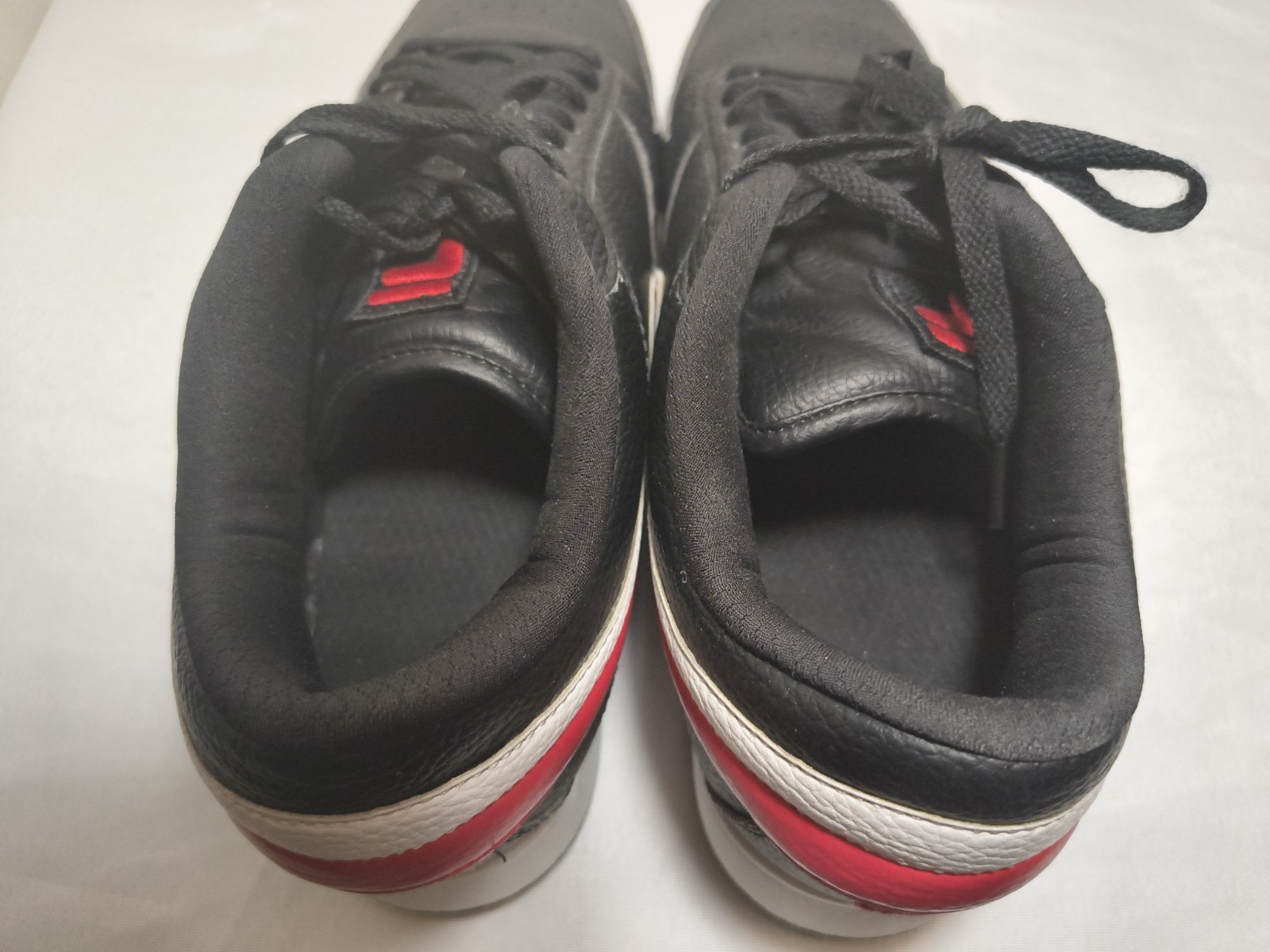 Fila A-Low Top Black Red White Sneakers Size 11.5 Men’s Basketball Shoes (Used)