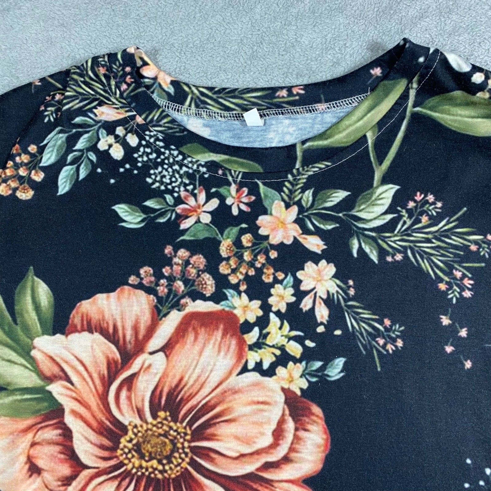 Lightweight Women Black Floral Long Sleeve Botanical Print Crew Neck Top Large
