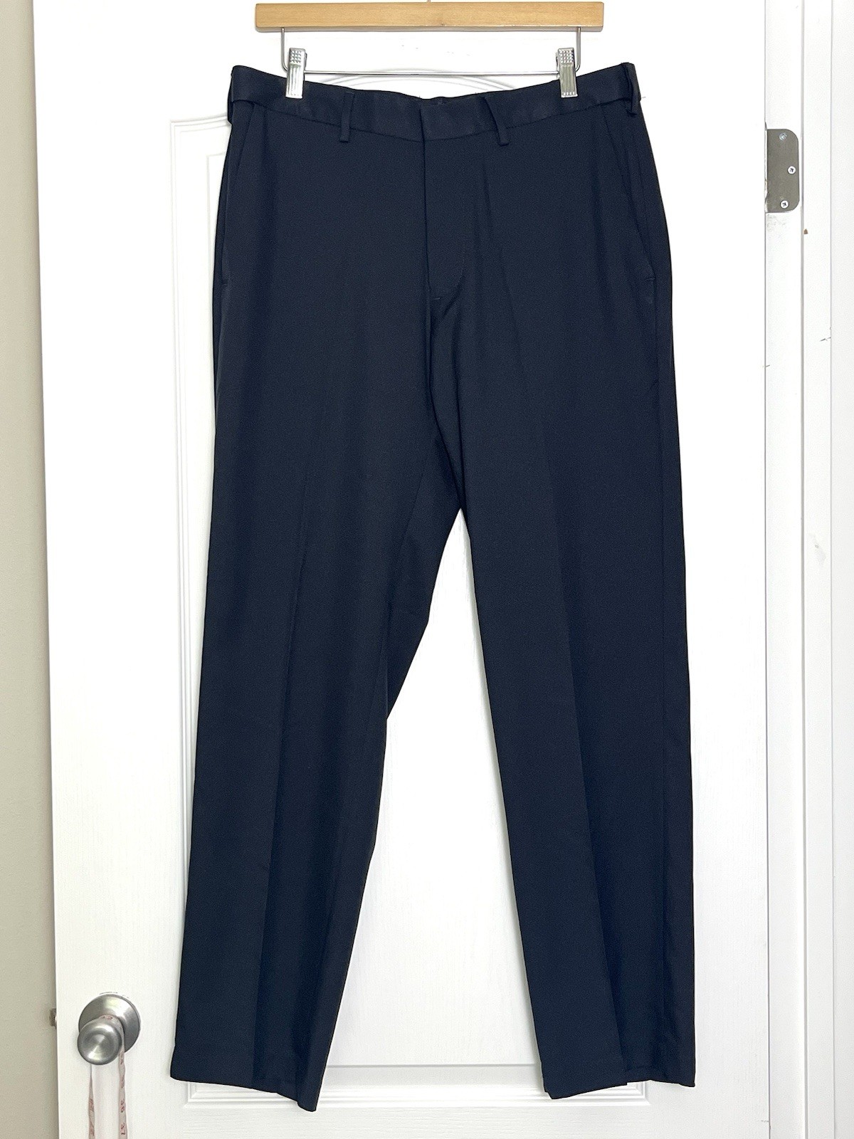 Haggar Men’s Black Dress Pants 34” X 30” Straight Fit Mid Rise Business Casual
