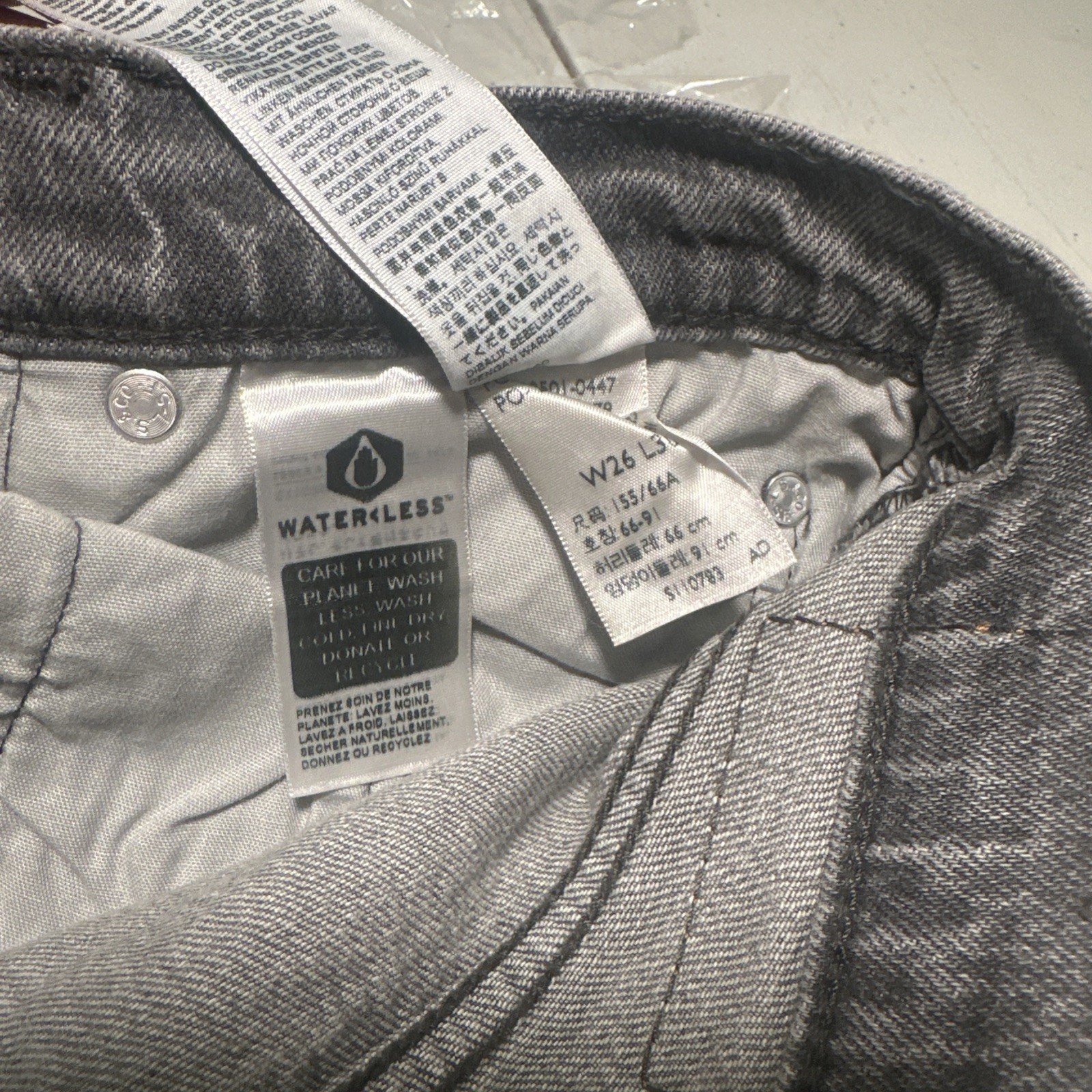 LEVI’S 501 DT Selvedge Jeans Denim Tears Irregular Biker Western Men 26×30 NOS