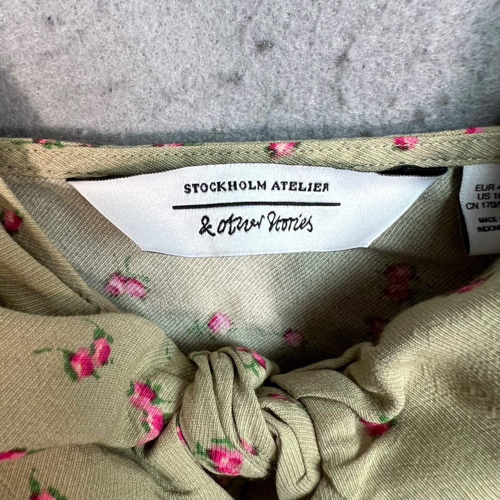 & Other Stories Floral Spaghetti Strap Top Womens Size 10