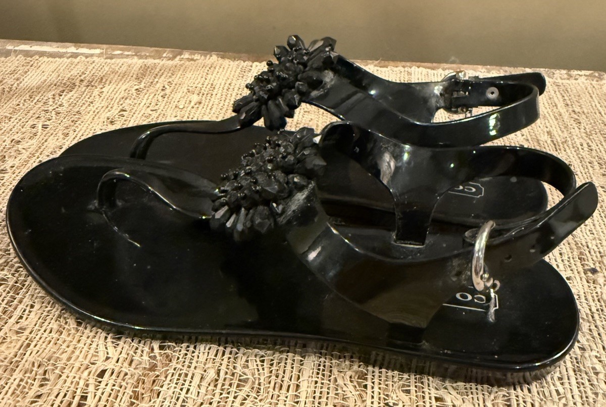 Coach Hilda jelly sandals Black floral beaded accent Great condition! Size 7