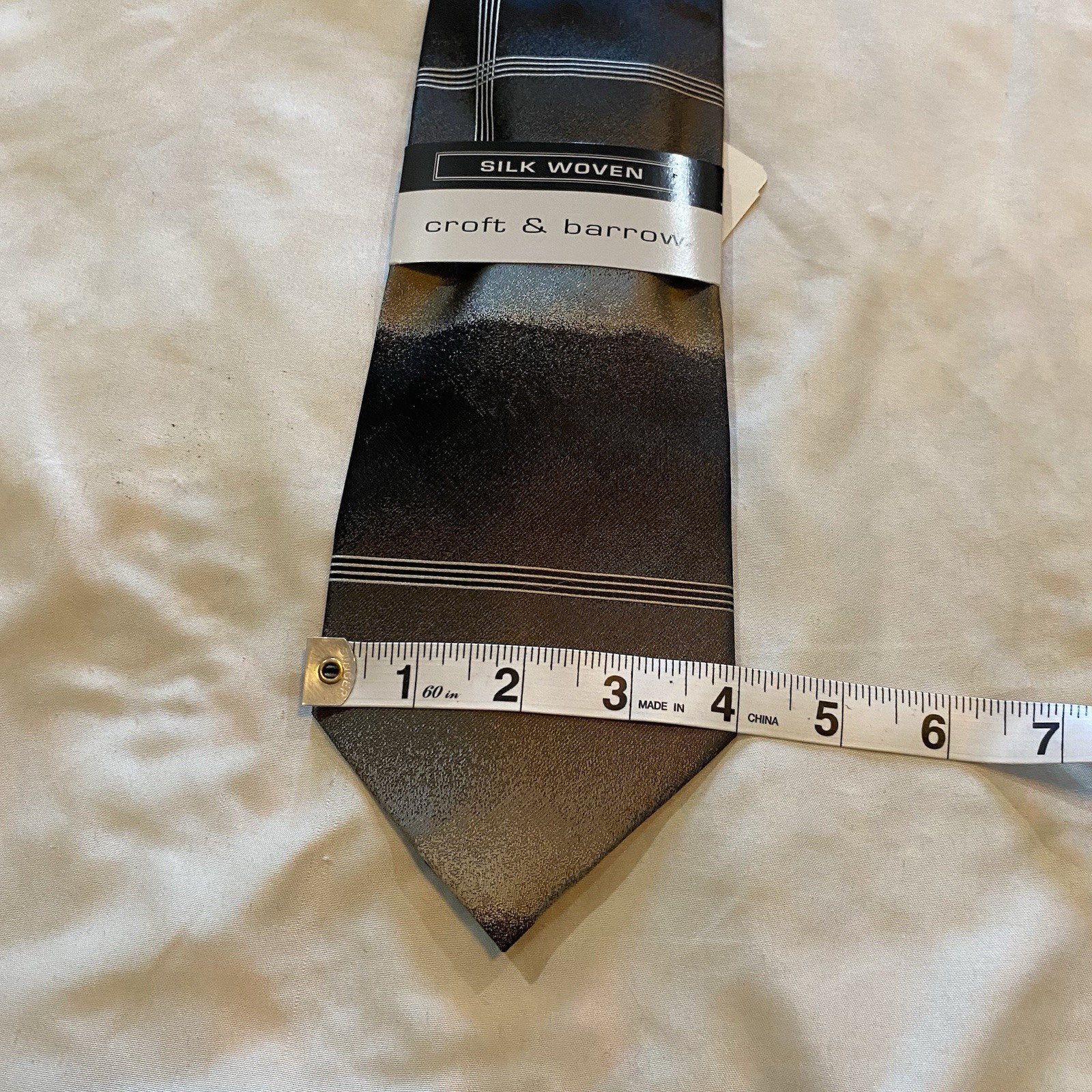 Croft & Barrow Hand Made 100% Silk Men’s Tie 4 in W 58 in L NWT
