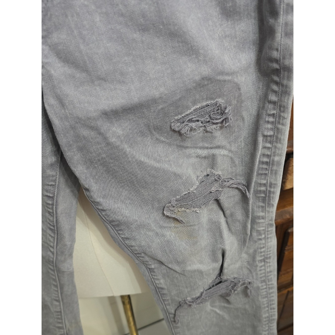 American Eagle Outfitters Light Gray AirFlex+ Jeans 30