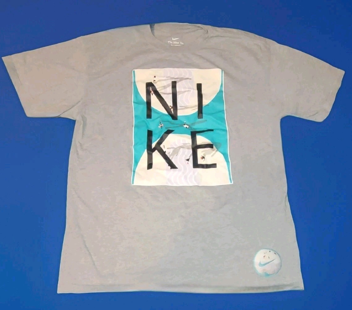 Nike Sportswear T-Shirt Active Short Sleeve Men’s Size Small