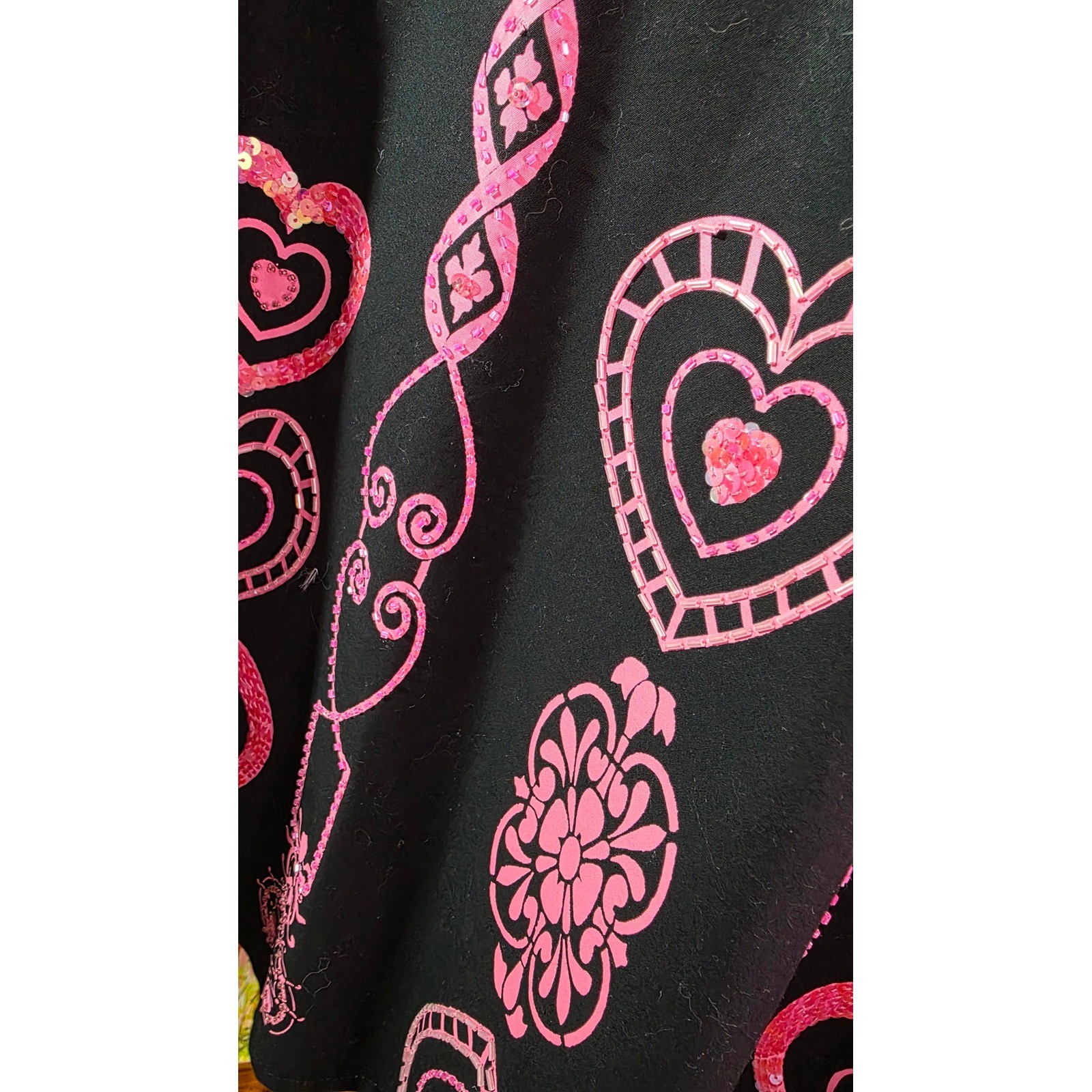 Cadi & Blu Vintage Midi Skirt Womens 8 Black Pink Heart Embroidery Sequin Lace