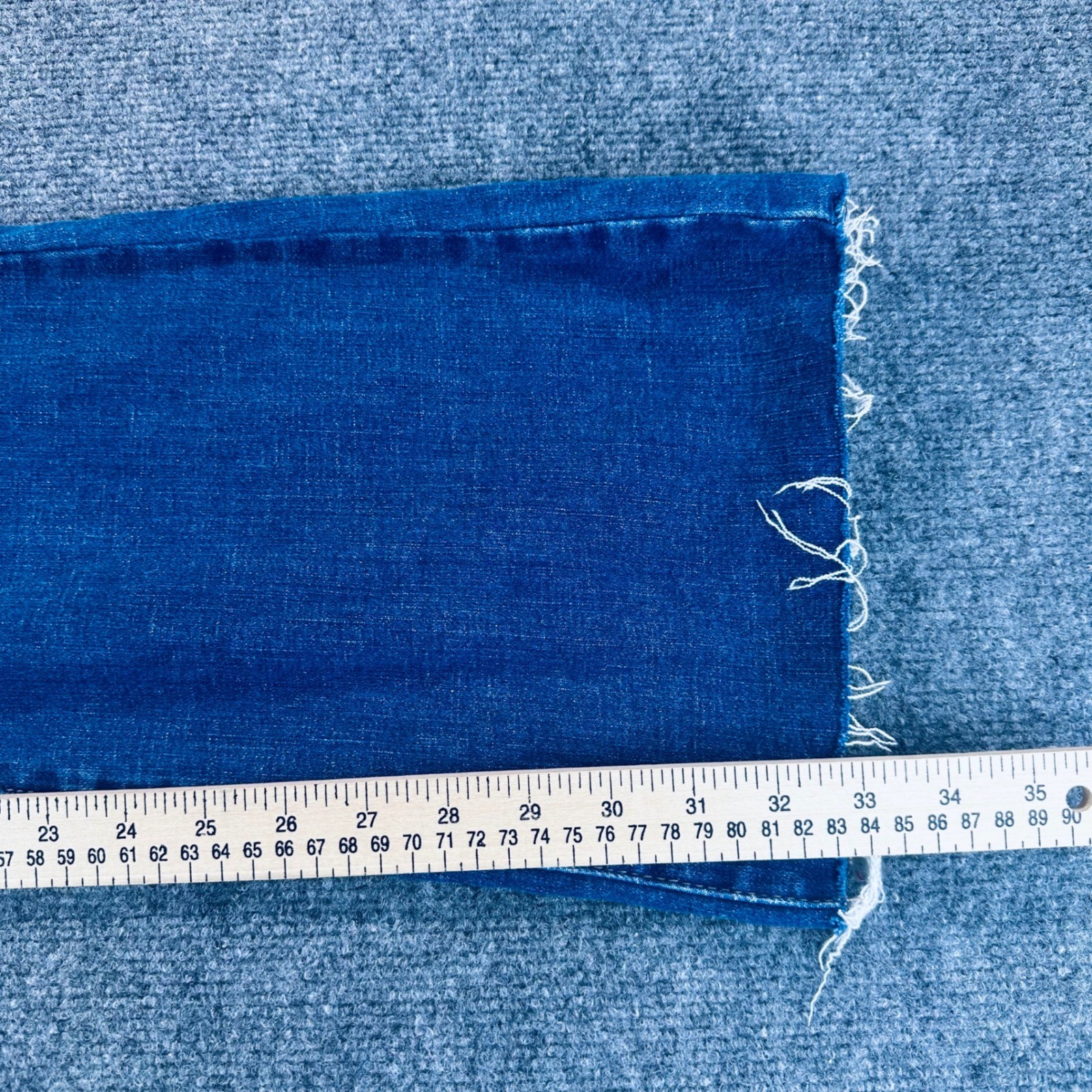 Judy Blue Control Top Flare Jeans Medium Wash Raw Hem Womens 7/28 Stretch Casual