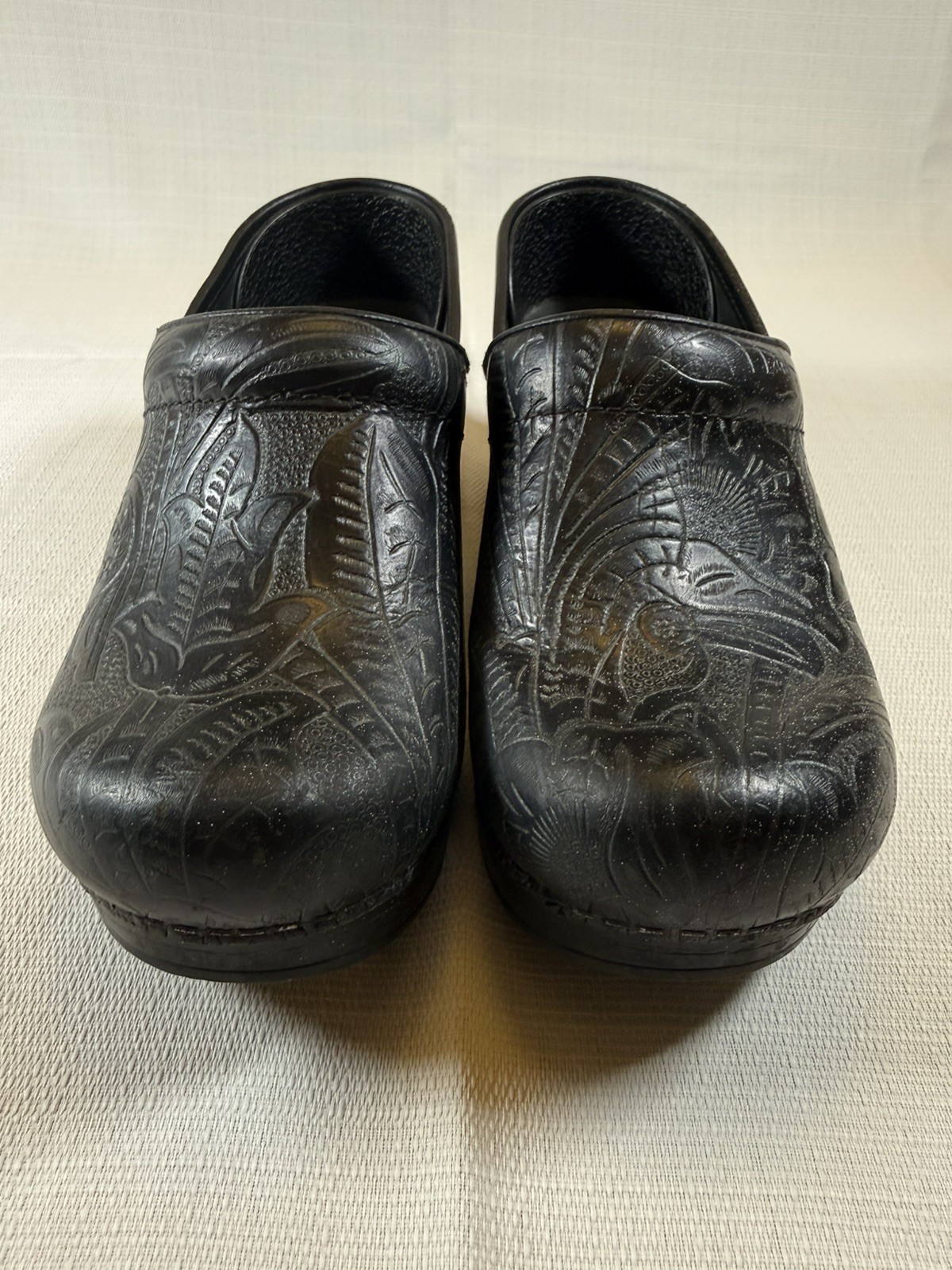 Dansko Professional Clogs EU 37 US 6.5 7 Black Embossed Leather Tooled Shoes