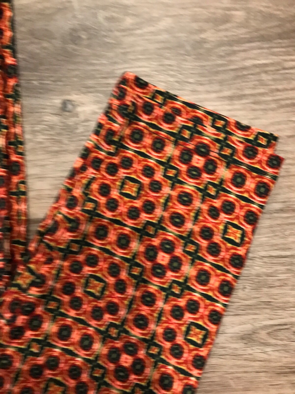 LuLaRoe Tall & Curvy multicolored polyester/spandex blend geometric design