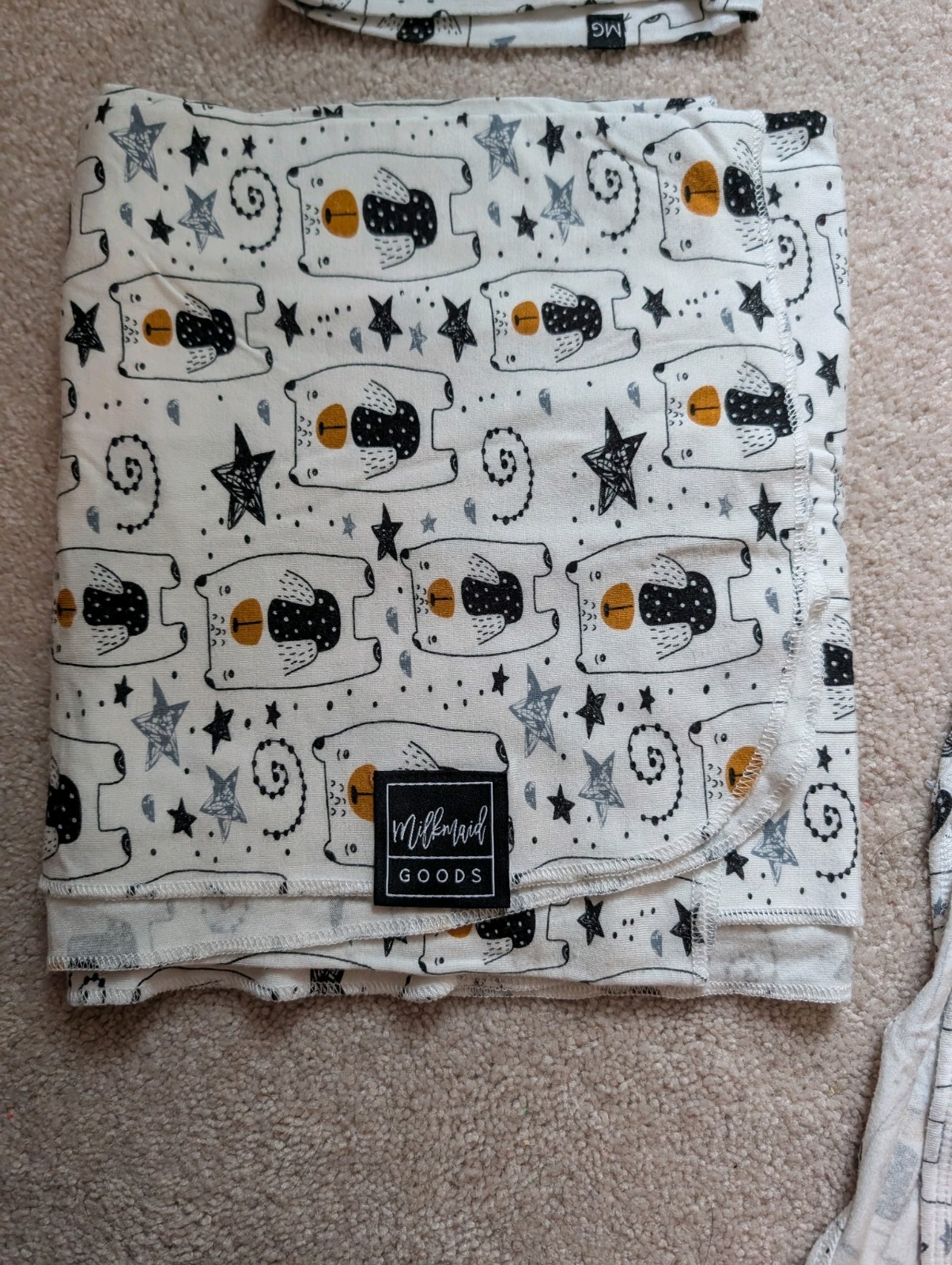 Milkmaid Goods Bears & Stars Knotted Gown Swaddle Blanket Hat Set 0-3M