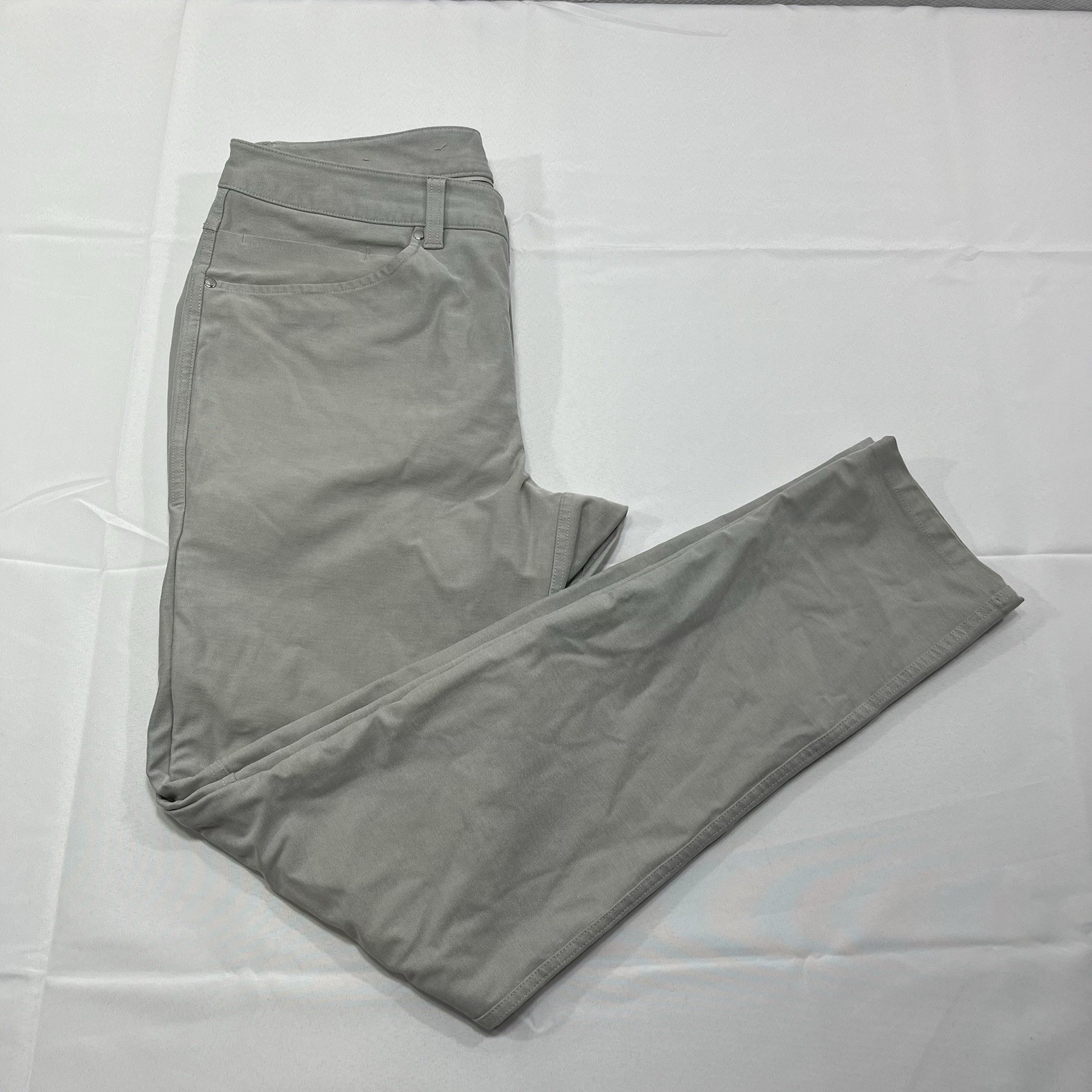 Lululemon ABC Pants Slim Utilitech Mens 32×30 Gray LM5ABNS Abrasion Resistant