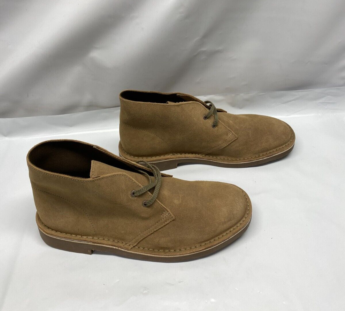 Clarks Men’s Bushacre 2 Chukka Boot – Distressed Taupe – Size 9.5