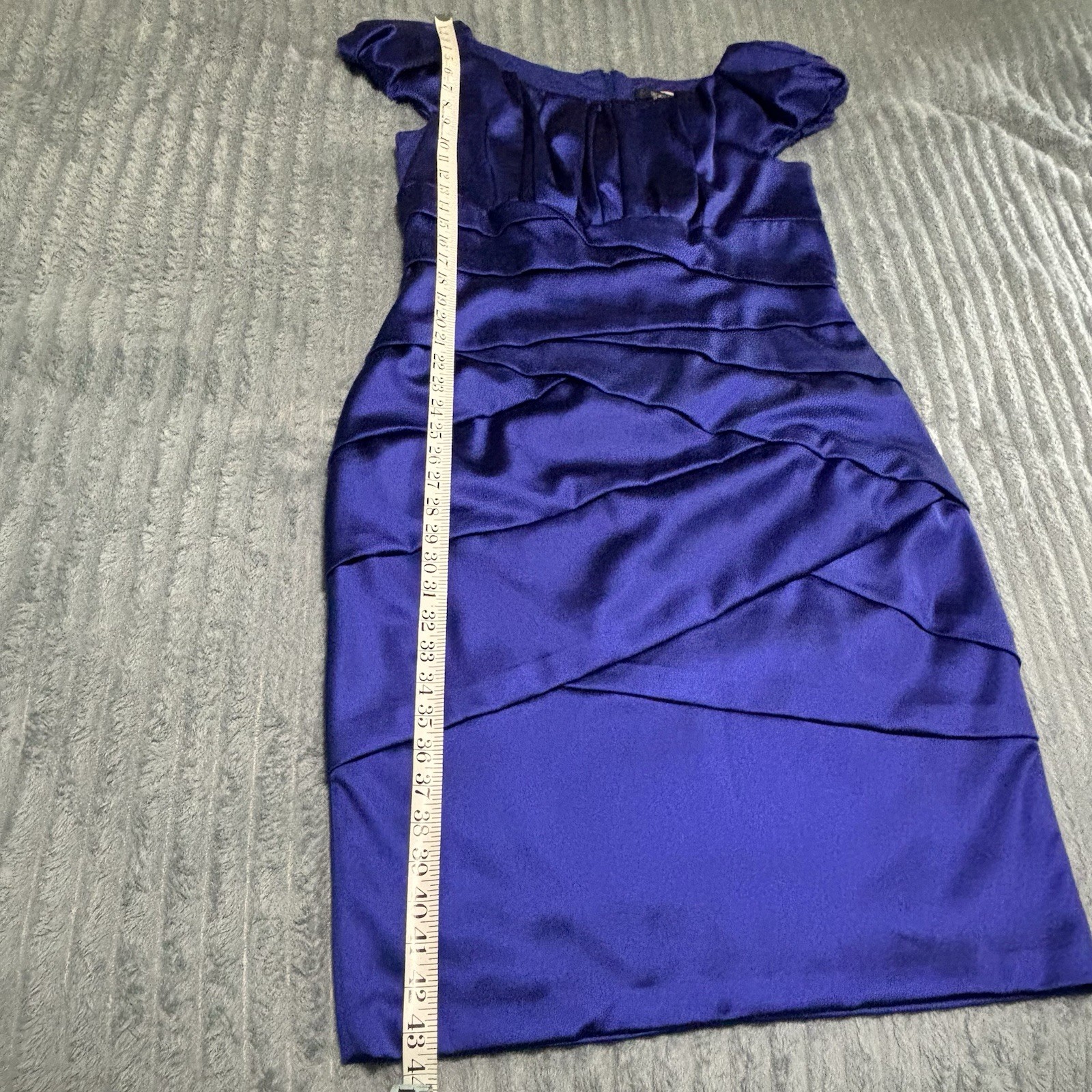 Women’s Tadashi Collection Blue Satin Pleated Sheath Dress 16 Scoop Neck