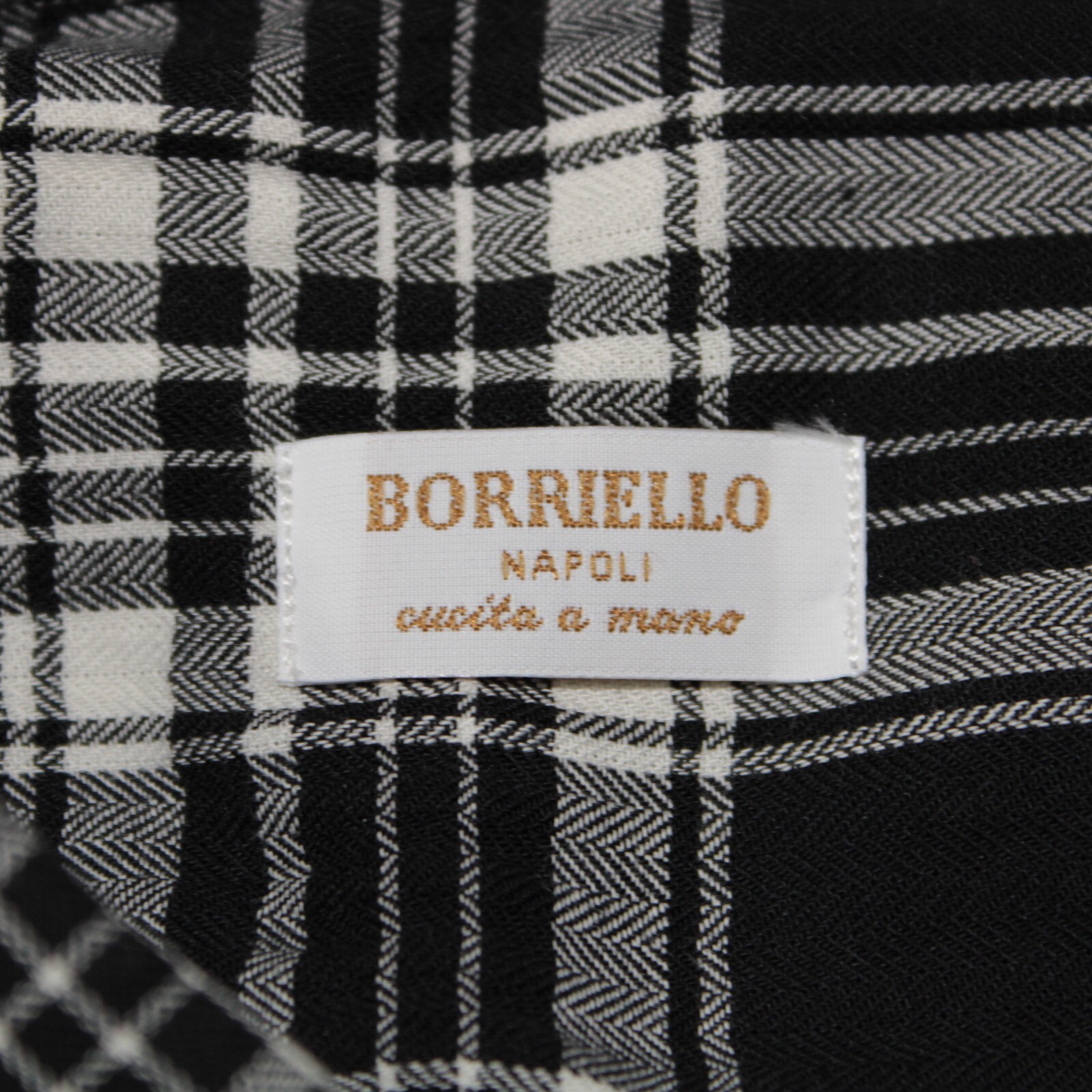 Borriello NWOT Casual Button Down Shirt Size 18.5 46 In Black W/ White Plaid