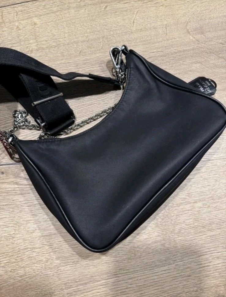 Prada Re-Edition 2005 Black Nylon Shoulder Bag Chain Strap Crossbody Purse Y2K