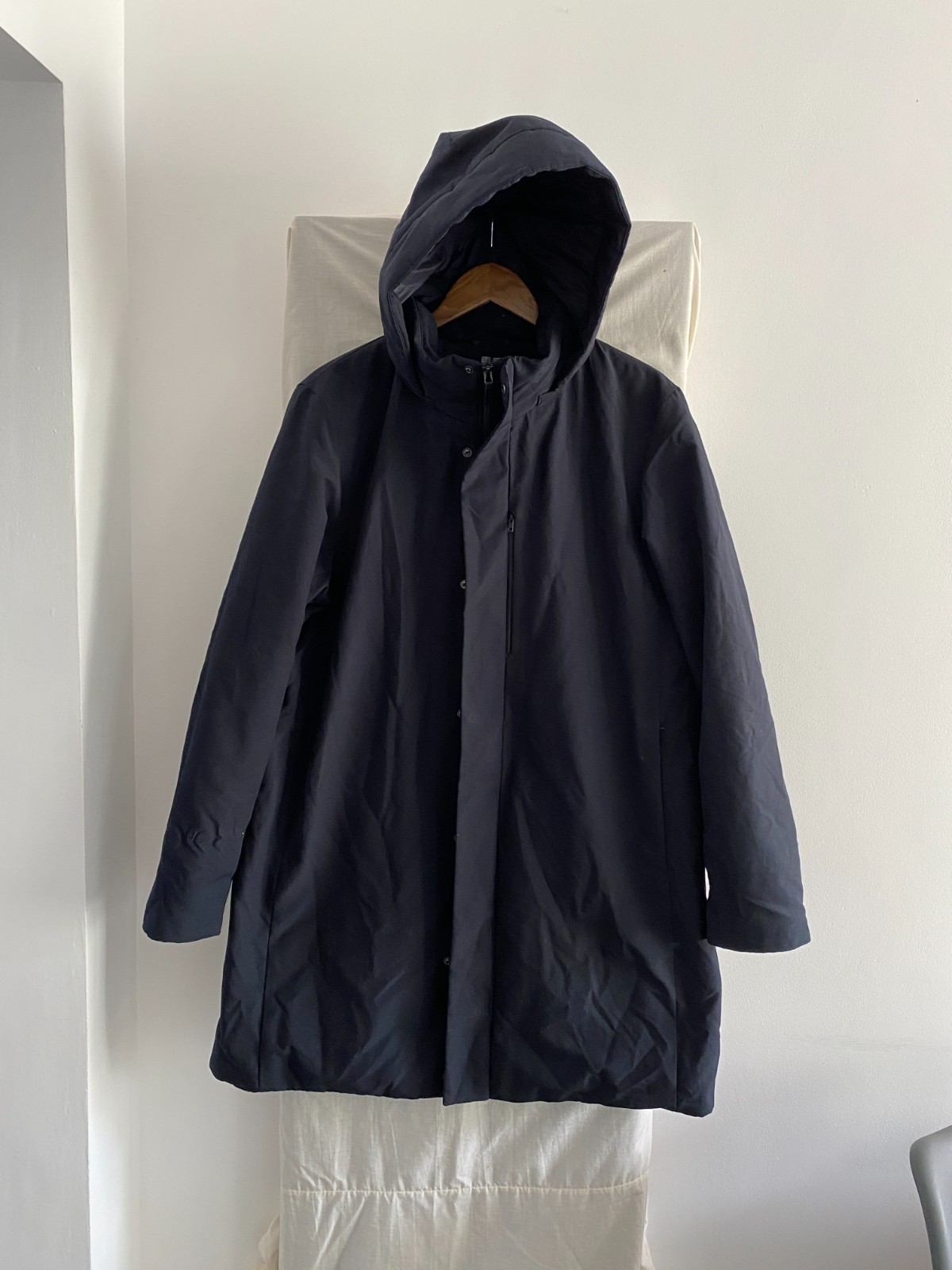 UNIQLO HYBRID Black Hooded Down Parka Coat Size M