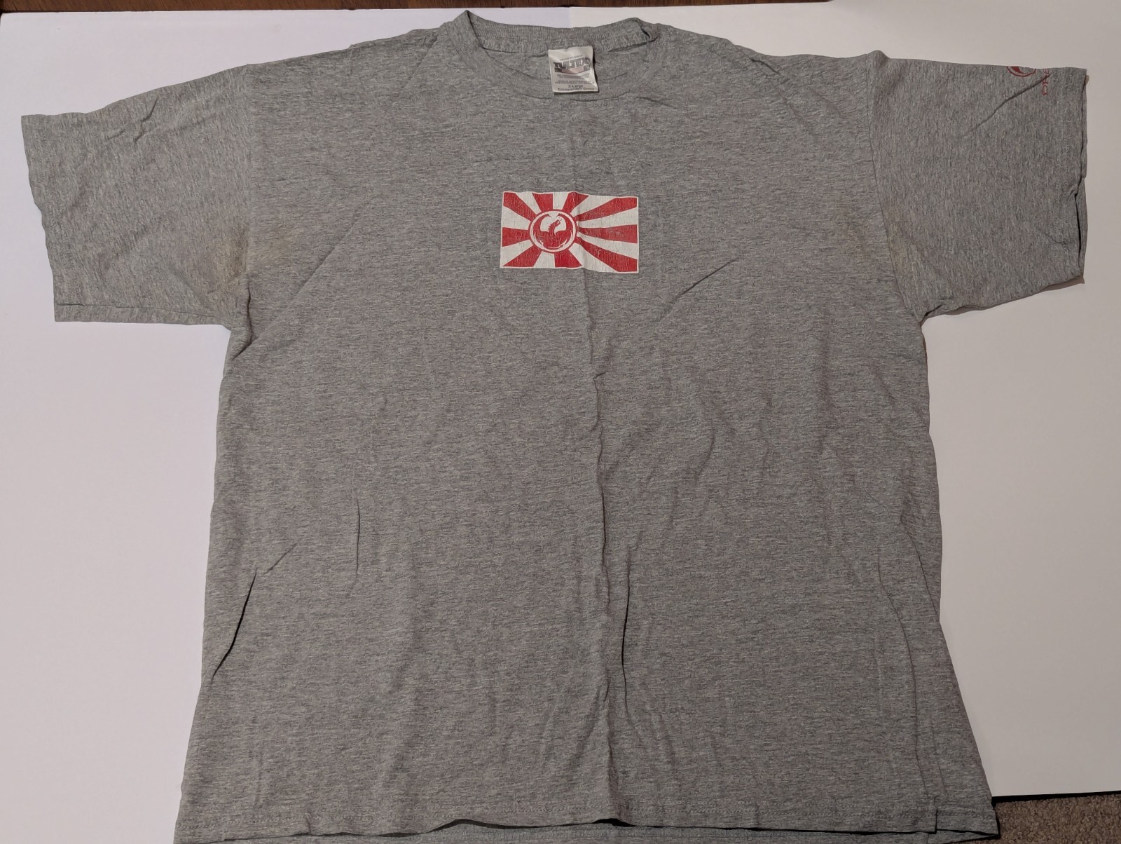 Vintage 90s Dragon Optical Skateboards Rising Sun t shirt size XL
