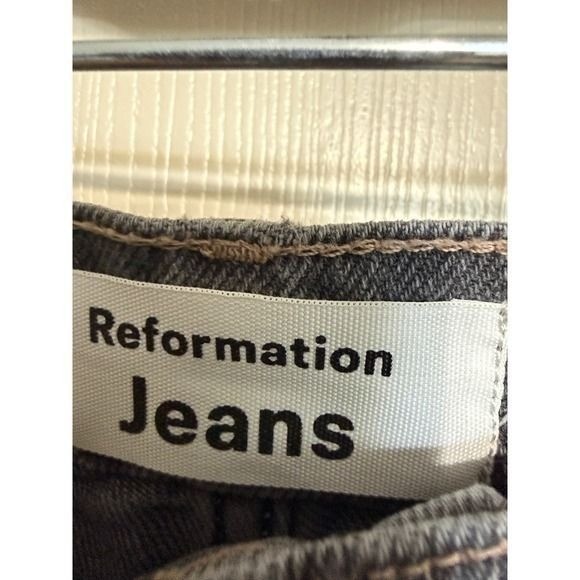 Reformation Yosemite High Rise Straight Leg Jeans Red Dragon Black 26
