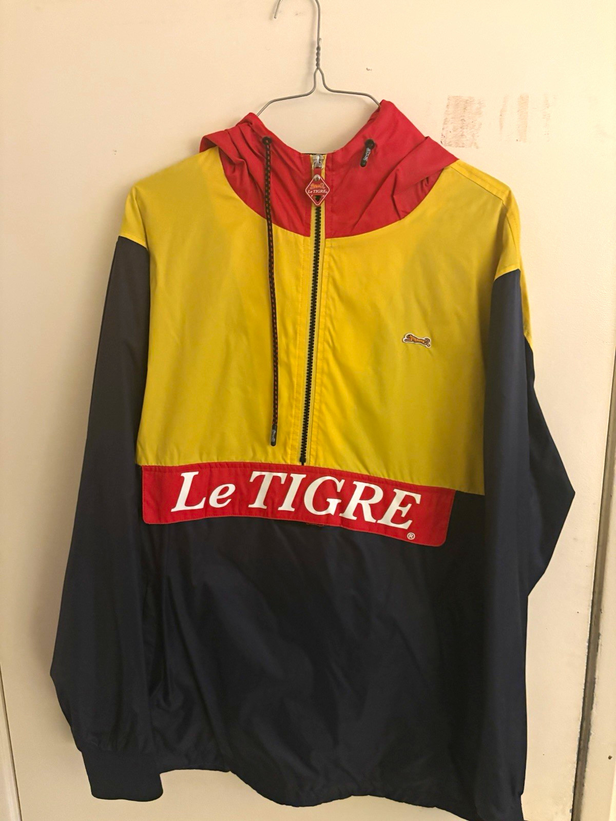 Le Tigre Men’s Colorblock Hooded 1/2 Zip Lightweight Windbreaker Jacket L