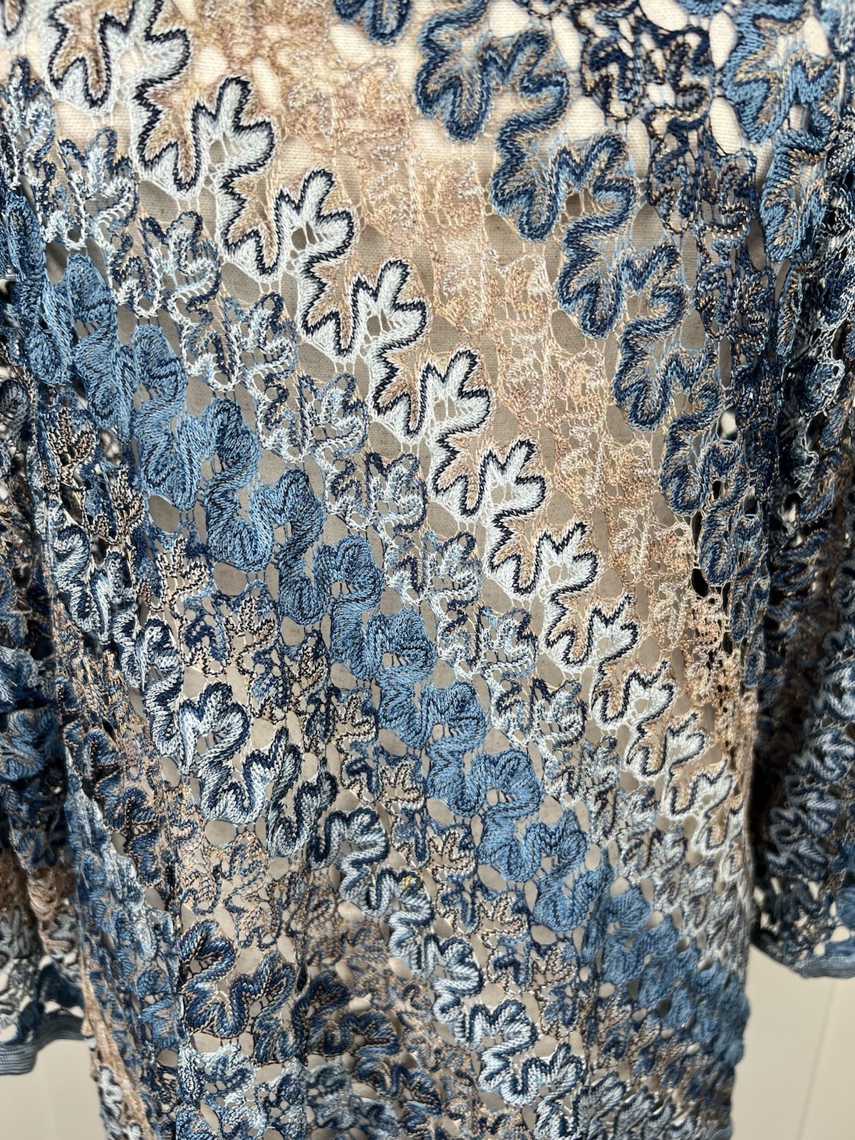 NIC+ZOE Open Weave Floral Knit Top Blue Beige Asymmetrical Tunic Large