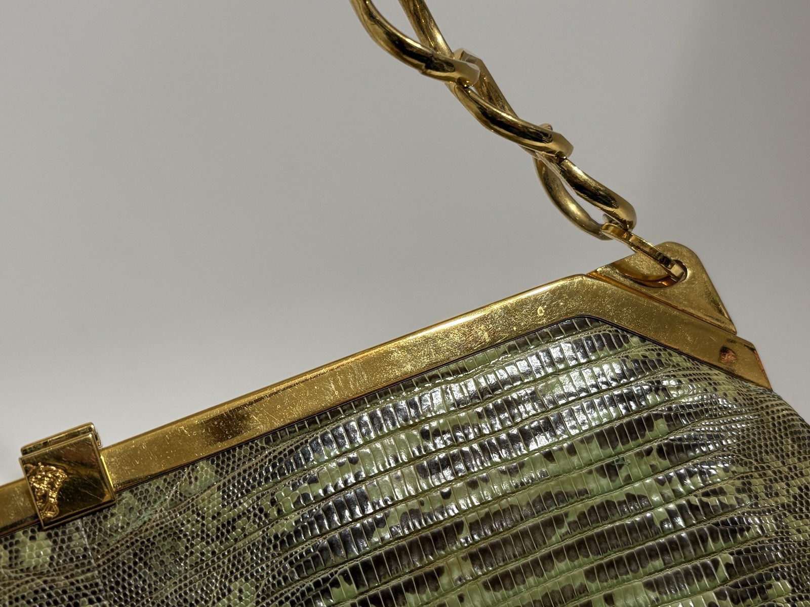 Vtg Gianni Versace Green Lizard Leather Gold Chain Strap Shoulder Bag