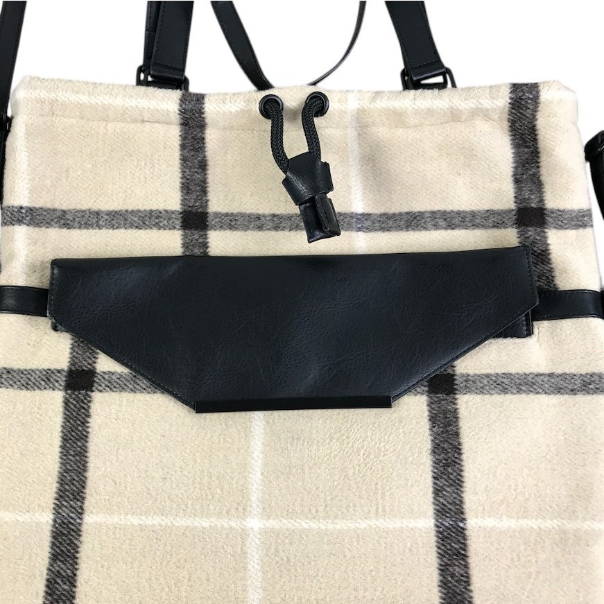 BEIS The Messenger Tote Bag/ Backpack Plaid Convertible Lifestyle Travel Rare