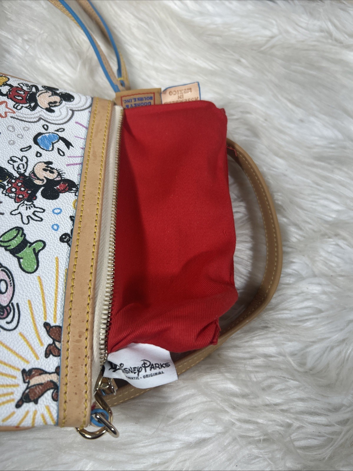 Dooney Bourke Disney Mickey Mouse Minnie Wristlet And Added Mautto Strap!