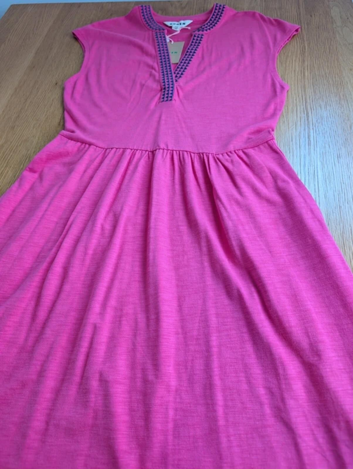 Boden Pink Jersey Dress UK 6 Bright Pink Embroidered Neckline Never Worn
