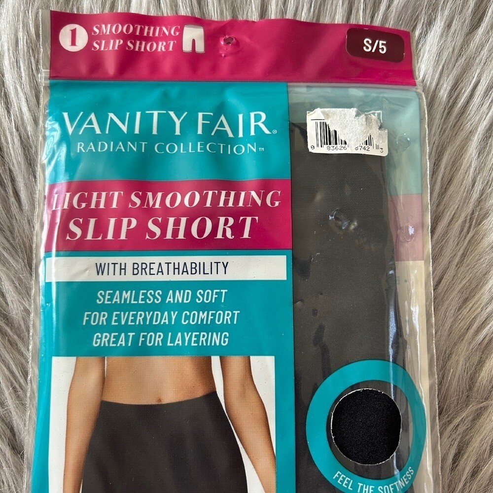 Vanity Fair Radiant Collection Light Smoothing Slip Short Womens Size Small/5