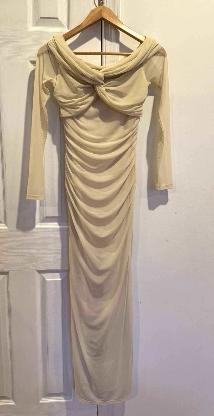 Off The Shoulder Sheer Mesh Ruched Bodycon Maxi Long Sleeve Dress Size Medium/6
