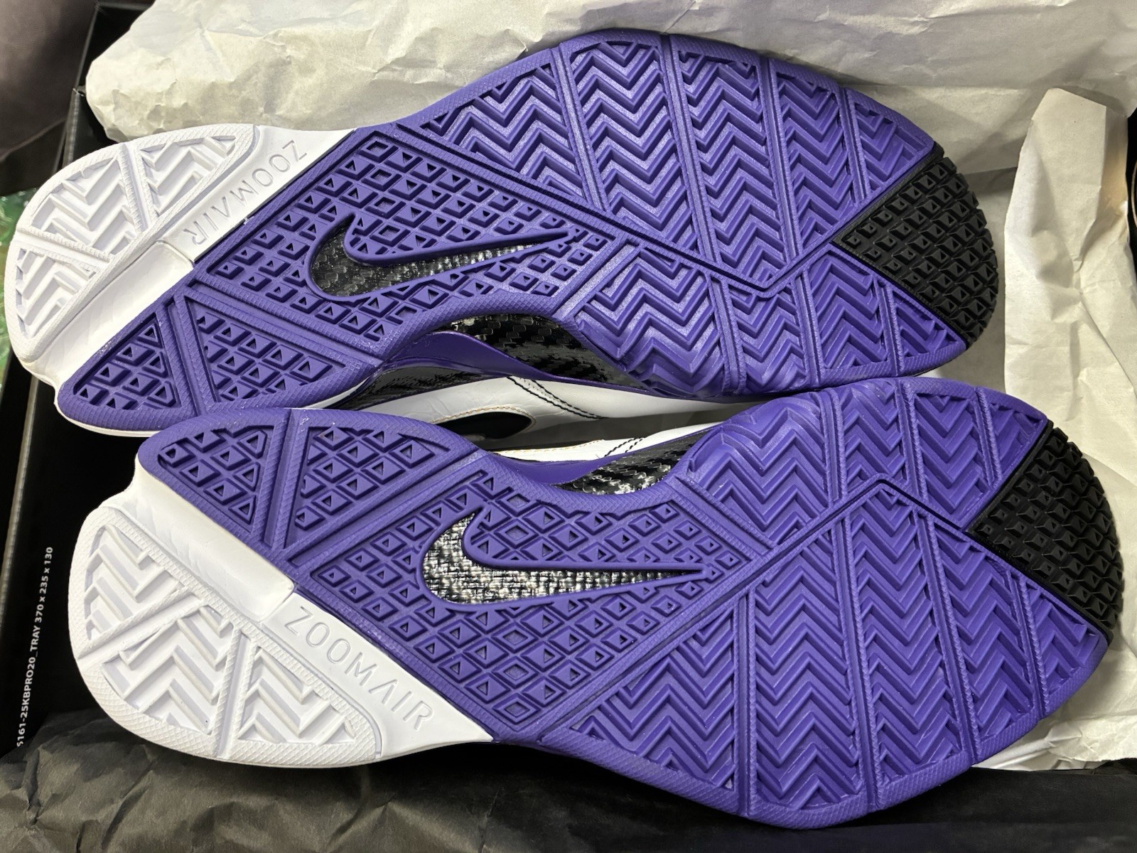 Nike Zoom Kobe 1 Protro “81 Points” White/Black/Purple Mid Top IM0542-100