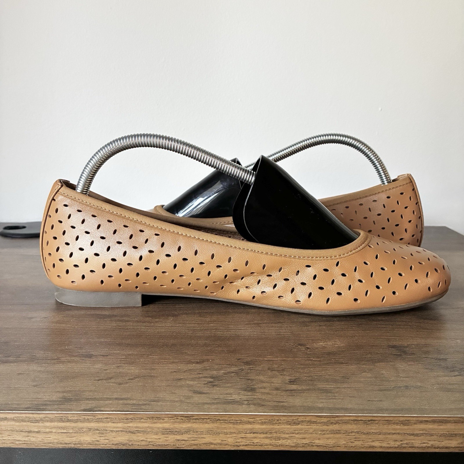 Vionic Robyn II Leather Laser Cut Ballet Slip On Flats Cognac Tan Womens 11