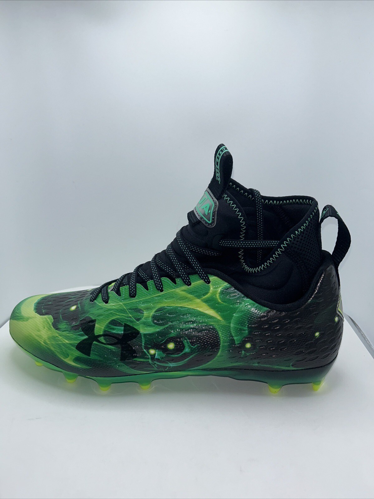 Under Armour Spotlight Lux Men’s Size 14 MC LE Slime Green Football Cleats UA