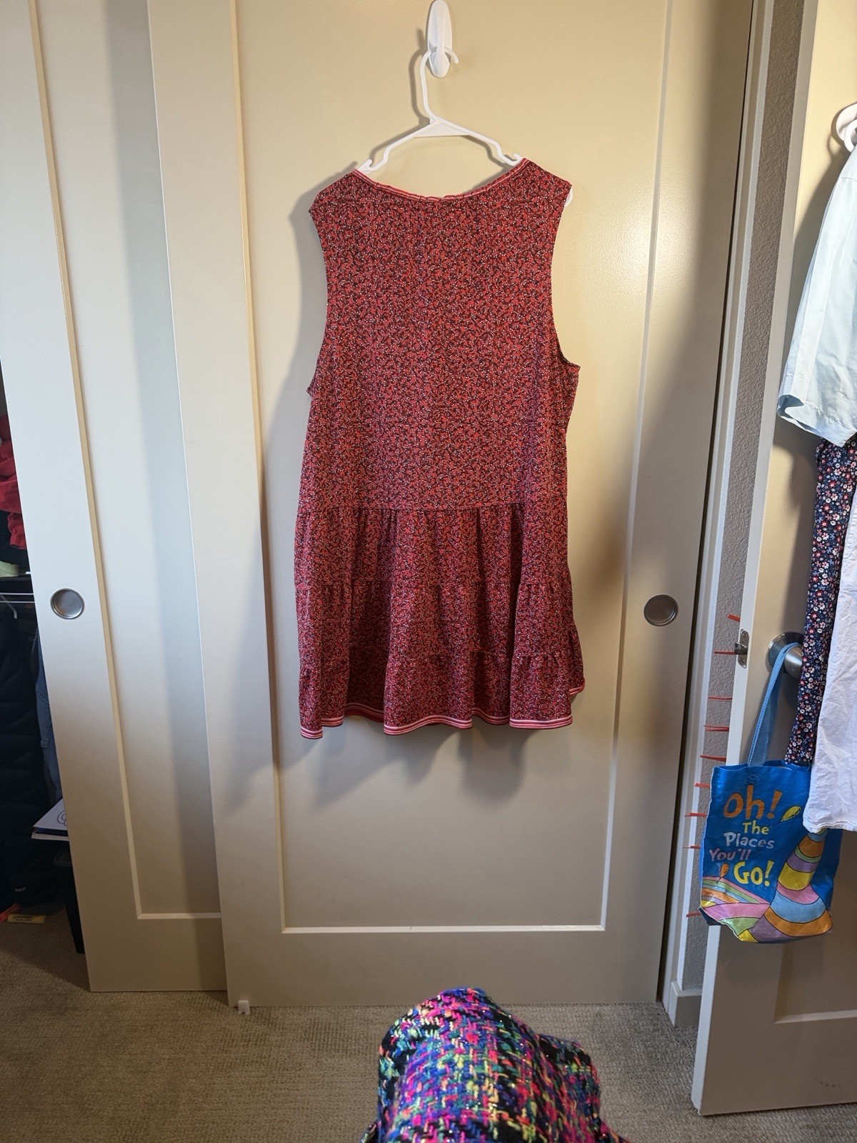 Max Studio Red Floral Knit Shift Dress Sleeveless Ruffle V-Neck Size 1X